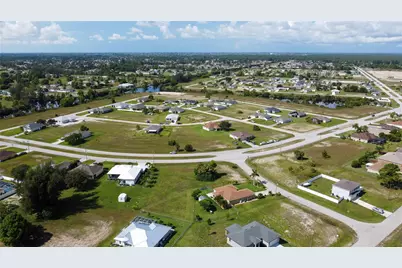 4239 E Gator Circle, Cape Coral, FL 33909 - Photo 9