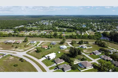 4239 E Gator Circle, Cape Coral, FL 33909 - Photo 17