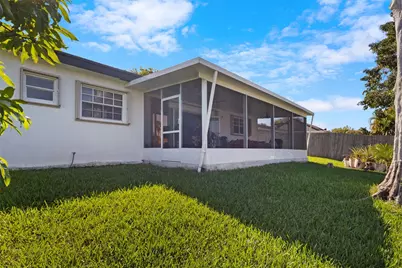 9231 N Cypress Circle, Miramar, FL 33025 - Photo 43