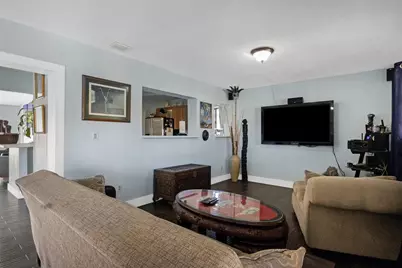 9231 N Cypress Circle, Miramar, FL 33025 - Photo 15