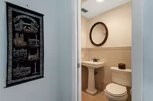 9231 N Cypress Cir, Miramar, FL 33025 - Photo 35