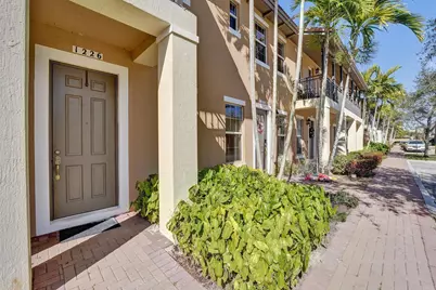 1226 SW 147th Terrace #1226, Pembroke Pines, FL 33027 - Photo 3