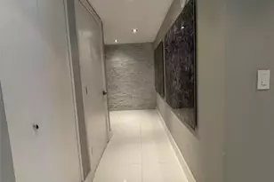 465 Brickell Ave, Miami, FL 33131 - Photo 9