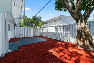 1951 NE 51st St, Fort Lauderdale, FL 33308 - Photo 25