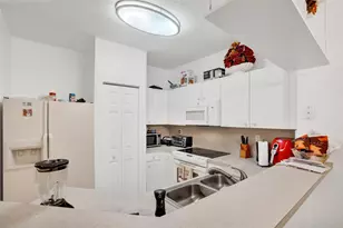 5722 Tuscany Terrace, Tamarac, FL 33321 - Photo 9