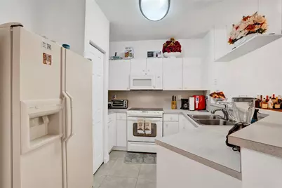 5722 Tuscany Terrace, Tamarac, FL 33321 - Photo 7