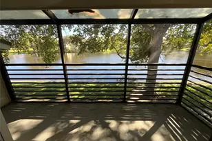 407 Gardens Dr, Pompano Beach, FL 33069 - Photo 11