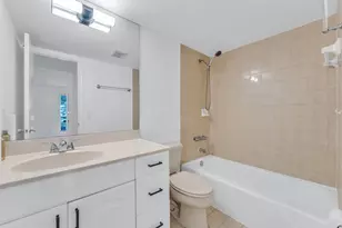 10790 N Kendall Dr, Miami, FL 33176 - Photo 11