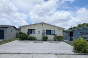 323 NW 4th Ave, Hallandale Beach, FL 33009 - Photo 1