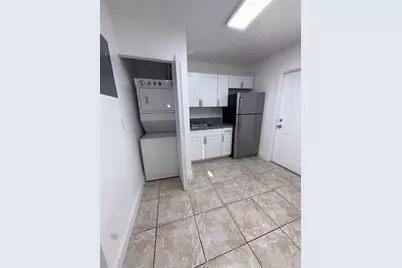 323 NW 4th Avenue #R, Hallandale Beach, FL 33009 - Photo 5