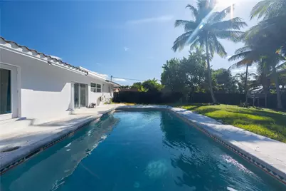 607 Maple Drive, Margate, FL 33063 - Photo 11