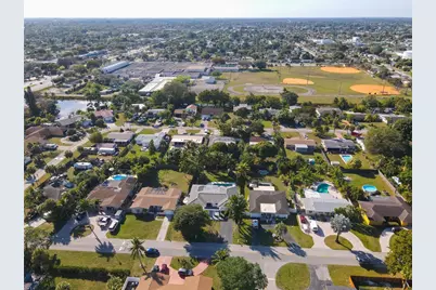 607 Maple Drive, Margate, FL 33063 - Photo 67