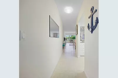 470 Paradise Isle Boulevard #206, Hallandale Beach, FL 33009 - Photo 15