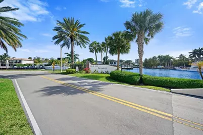 470 Paradise Isle Boulevard #206, Hallandale Beach, FL 33009 - Photo 27