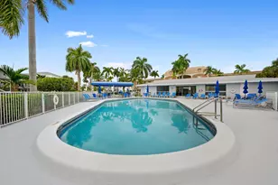 470 Paradise Isle Blvd, Hallandale Beach, FL 33009 - Photo 23