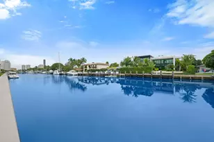 470 Paradise Isle Blvd, Hallandale Beach, FL 33009 - Photo 21