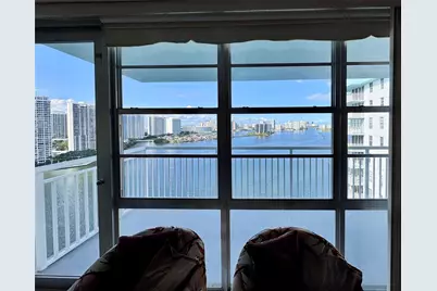 301 174th Street #2202, North Miami Beach, FL 33160 - Photo 17