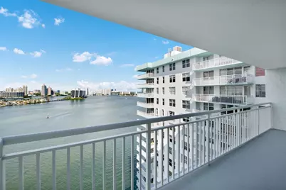 301 174th Street #2202, North Miami Beach, FL 33160 - Photo 7