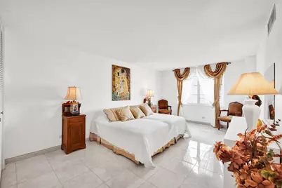 301 174th Street #2202, Sunny Isles Beach, FL 33160 - Photo 25
