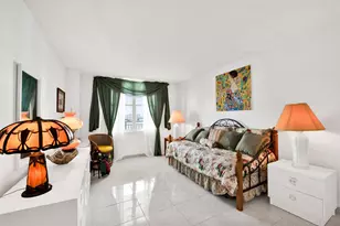 301 174th St, Sunny Isles Beach, FL 33160 - Photo 29