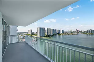 301 174th St, Sunny Isles Beach, FL 33160 - Photo 5