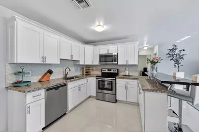 937 SE 7th Street, Deerfield Beach, FL 33441 - Photo 15