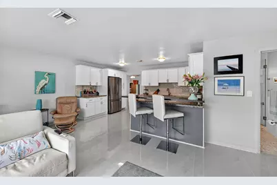 937 SE 7th Street, Deerfield Beach, FL 33441 - Photo 13