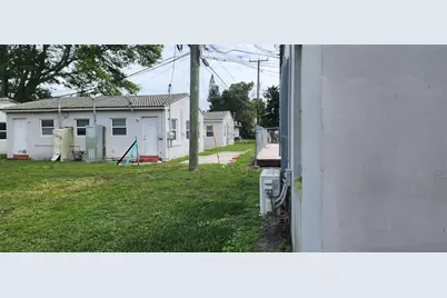 2639 Lincoln Street #43, Hollywood, FL 33020 - Photo 11