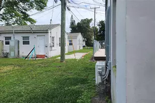 2639 Lincoln St, Hollywood, FL 33020 - Photo 11