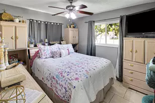 524 SW 72nd Ave, North Lauderdale, FL 33068 - Photo 13