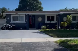 524 SW 72nd Ave, North Lauderdale, FL 33068 - Photo 1