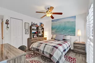 1017 NE 202nd Ln, Miami, FL 33179 - Photo 9