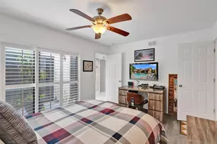 1017 NE 202nd Ln, Miami, FL 33179 - Photo 11