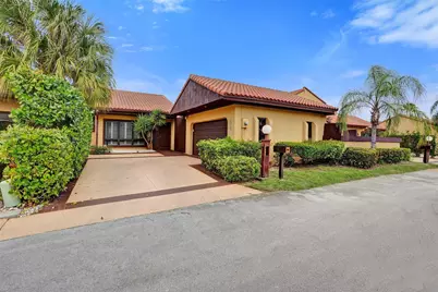 1017 NE 202nd Lane, Miami, FL 33179 - Photo 33