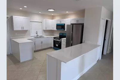 703 SW 4th Avenue, Boynton Beach, FL 33426 - Photo 3