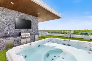 350 Desoto St, Hollywood, FL 33019 - Photo 53