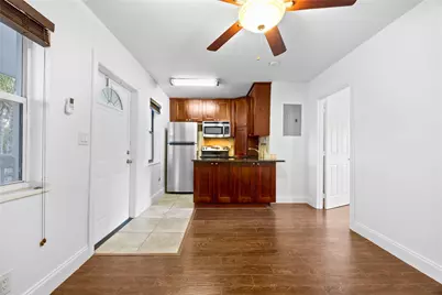 413 SE 16th Street #4, Fort Lauderdale, FL 33316 - Photo 3