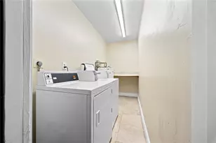 413 SE 16th St, Fort Lauderdale, FL 33316 - Photo 15