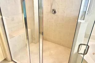 10060 Armani Dr, Boynton Beach, FL 33437 - Photo 43