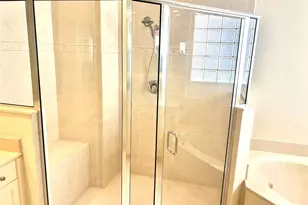 10060 Armani Dr, Boynton Beach, FL 33437 - Photo 41