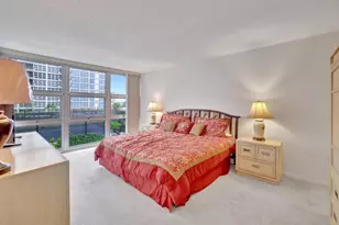 525 N Ocean Blvd, Pompano Beach, FL 33062 - Photo 17