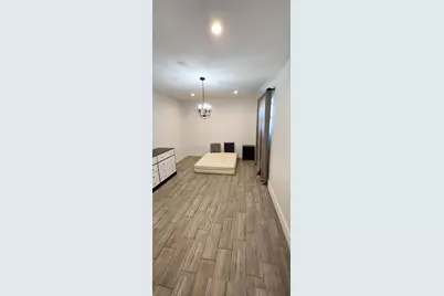 806 NE 7th Street #a, Hallandale Beach, FL 33009 - Photo 9