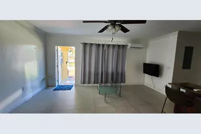 806 NE 7th Street #a, Hallandale Beach, FL 33009 - Photo 3