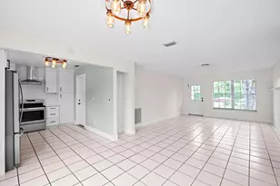 4700 SW 199th Ave, Fort Lauderdale, FL 33332 - Photo 11