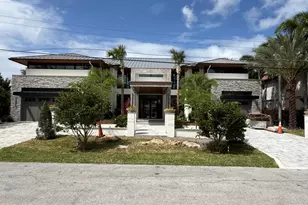 2839 NE 26th Pl, Fort Lauderdale, FL 33306 - Photo 3