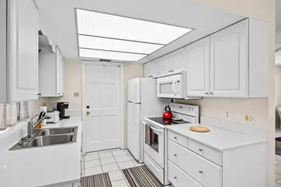 1215 37th Avenue, Vero Beach, FL 32960 - Photo 7