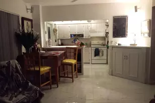 462 Golden Isles Dr, Hallandale Beach, FL 33009 - Photo 5