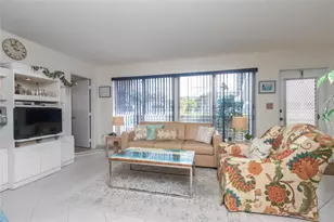 1035 SE 15th St, Fort Lauderdale, FL 33316 - Photo 7