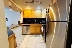 4118 NW 88th Ave, Coral Springs, FL 33065 - Photo 5