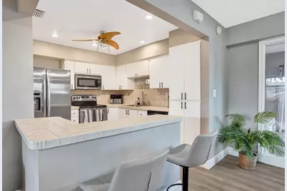 7671 NW 15th Court, Pembroke Pines, FL 33024 - Photo 13